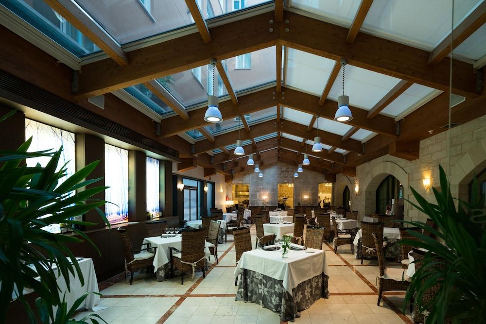 Rice Palacio De Los Blasones Burgos Exterior photo