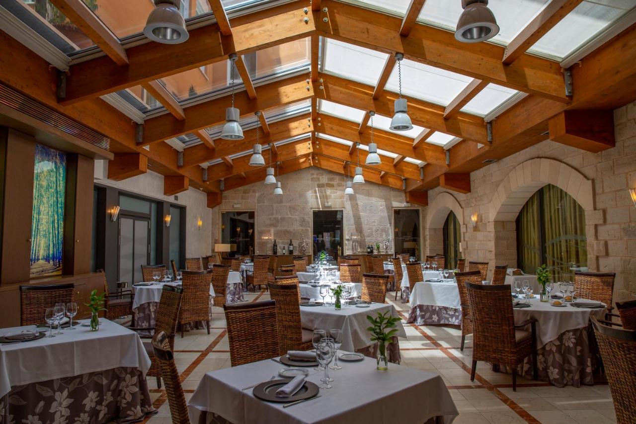Rice Palacio De Los Blasones Burgos Exterior photo
